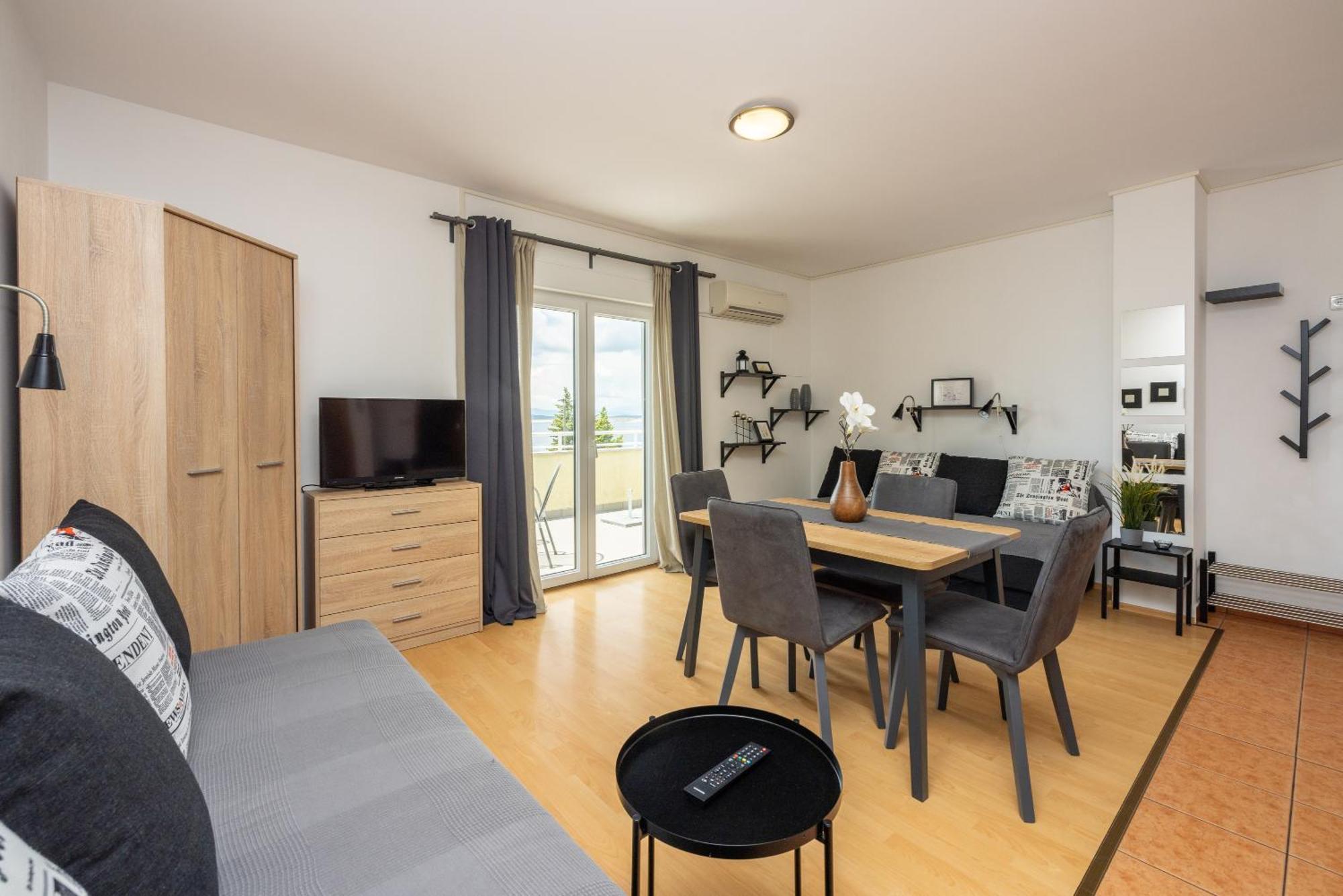 Apartments Claudia Crikvenica Esterno foto