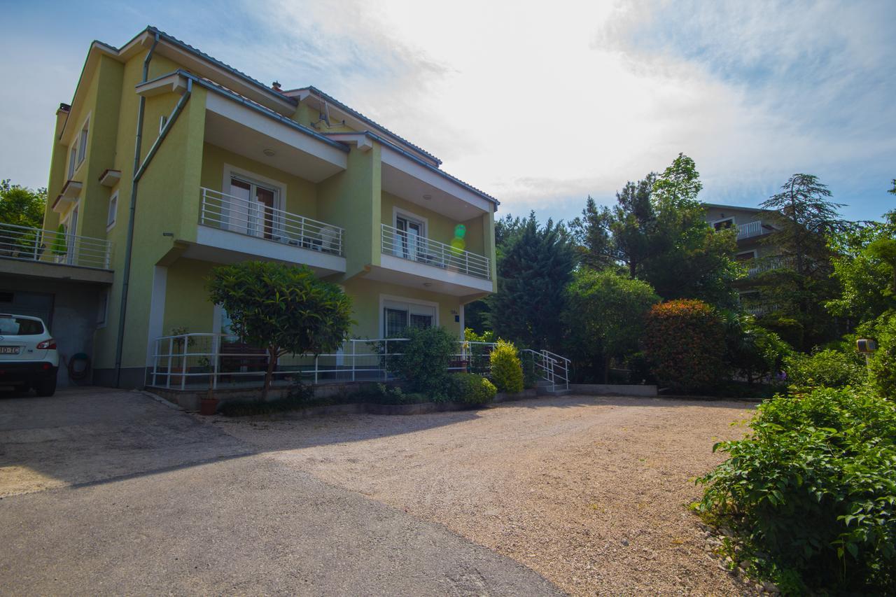 Apartments Claudia Crikvenica Esterno foto